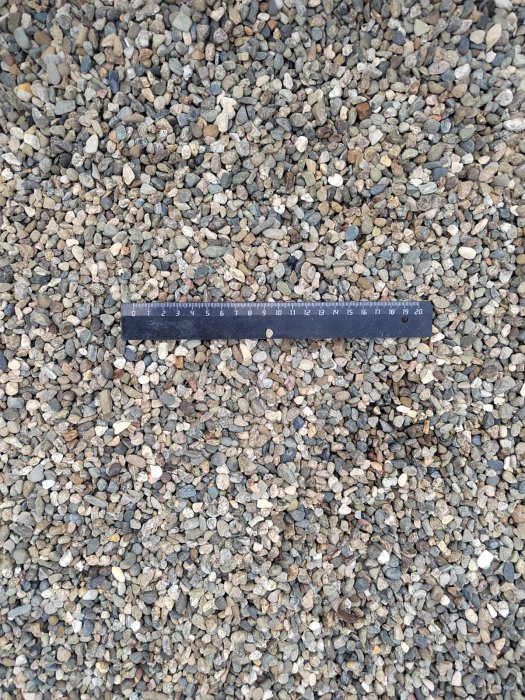  Галька речная окат (серая) фр.5-10 мм купить   в Москве галька речная серая, серый, темно-серый, светло-серый, коричневый речная окатанная галька декоративная ландшатфная 4000 руб/т   фото 